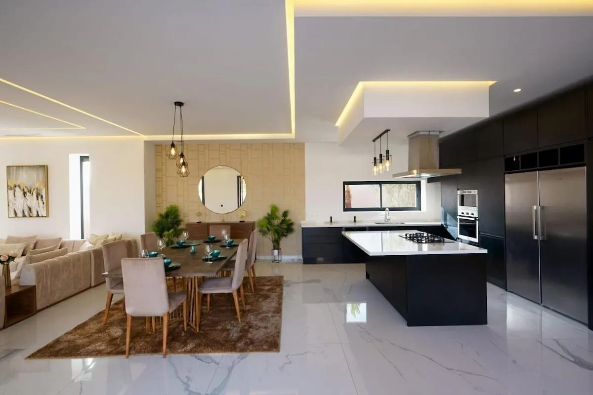 Villa Eline - Wifi, Piscine Chauffee, Sans Vis-A-Vis Marrakesh 0*,  Morocco